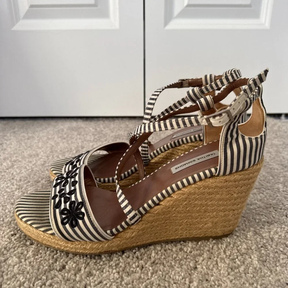 Tabitha Simmons Striped Espadrille Wedges Size 40 Summer Nautical Vacation